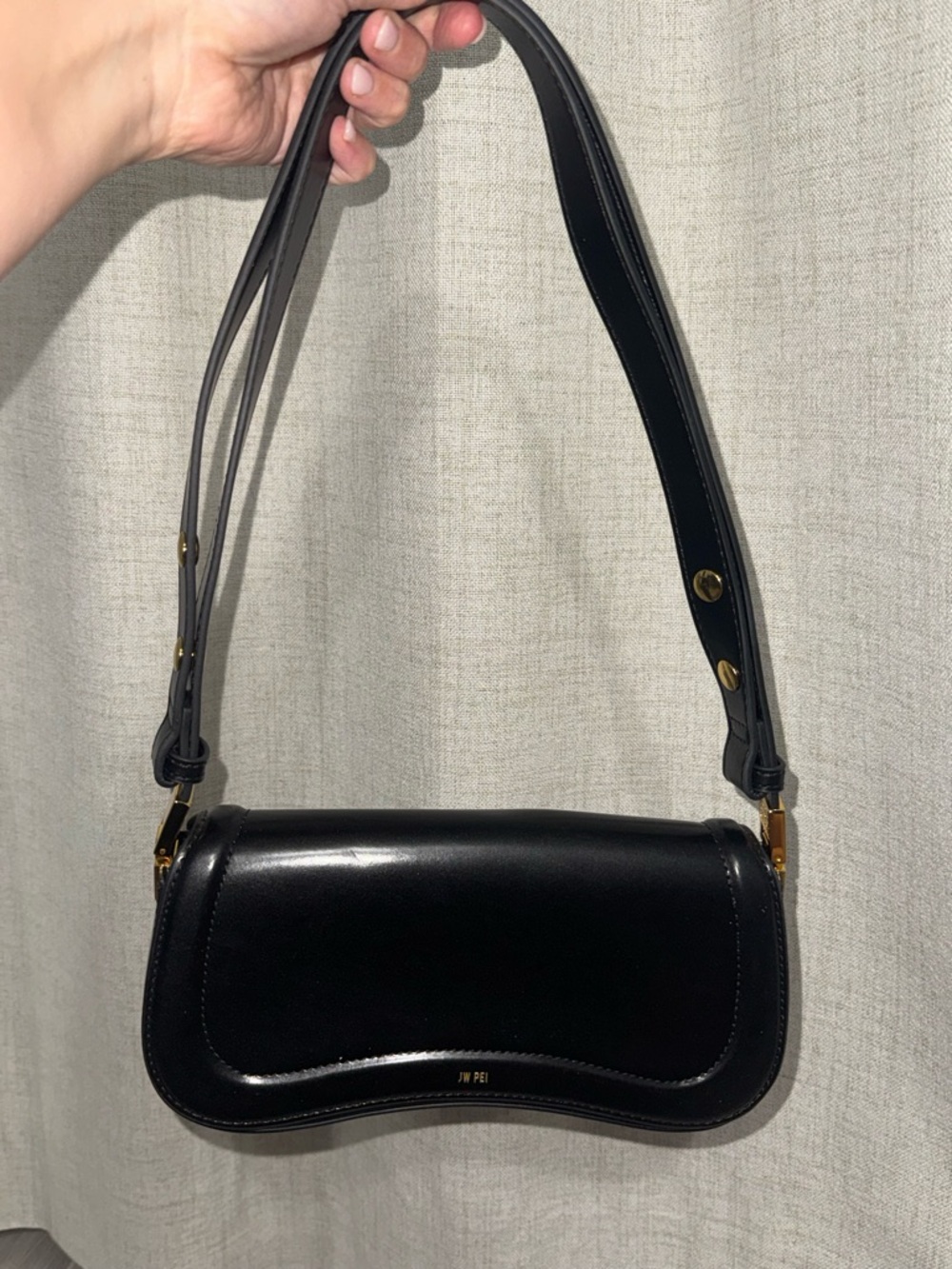 JW PEI Joy shoulder bag in black